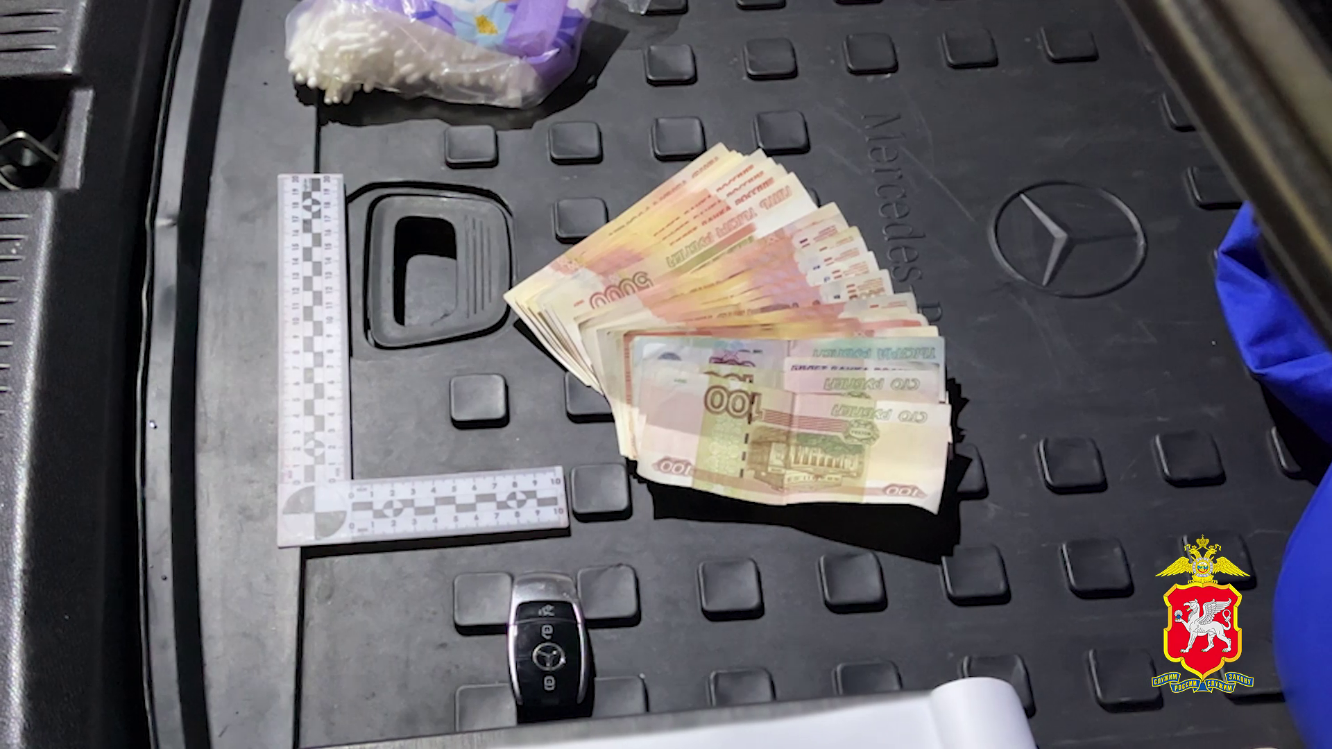 В Крыму за содействие обману пенсионеров почти на 5 млн рублей ожидают суда трое жителей Татарстана