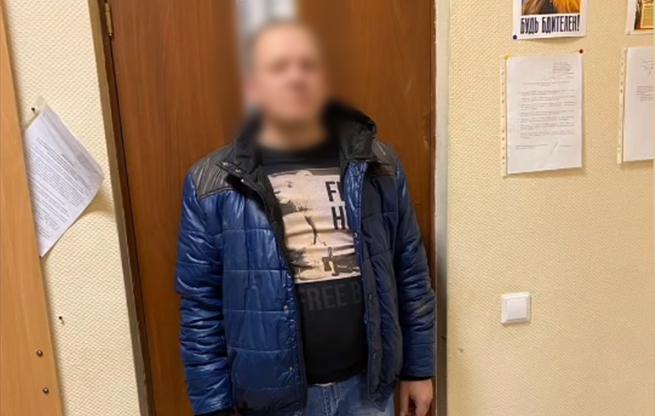 В Санкт-Петербурге заключён под стражу рецидивист, подозреваемый в ограблении пожилой женщины