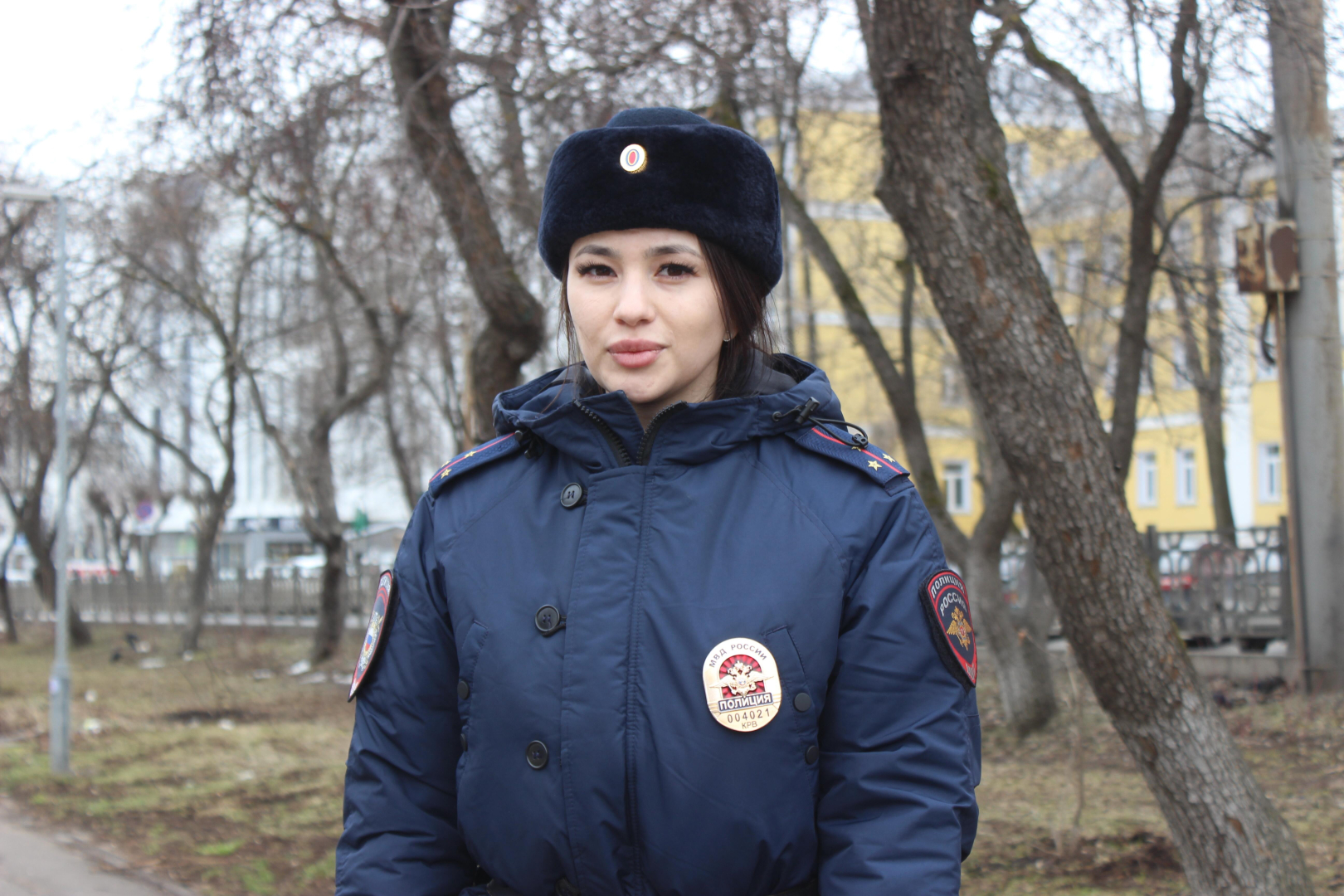 В Кировской области сотрудница полиции спасла двух мужчин из горящего дома
