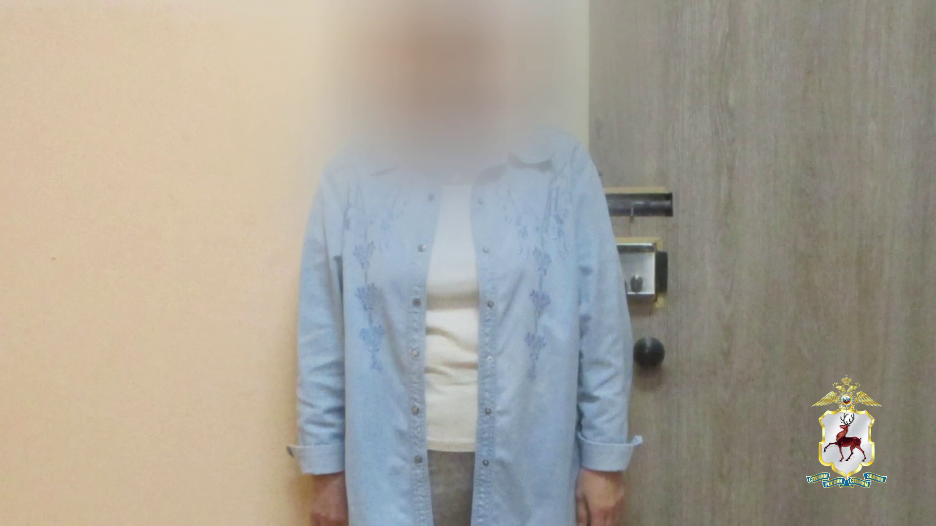 Нижегородские полицейские установили пенсионерку, которую аферисты использовали в качестве курьера