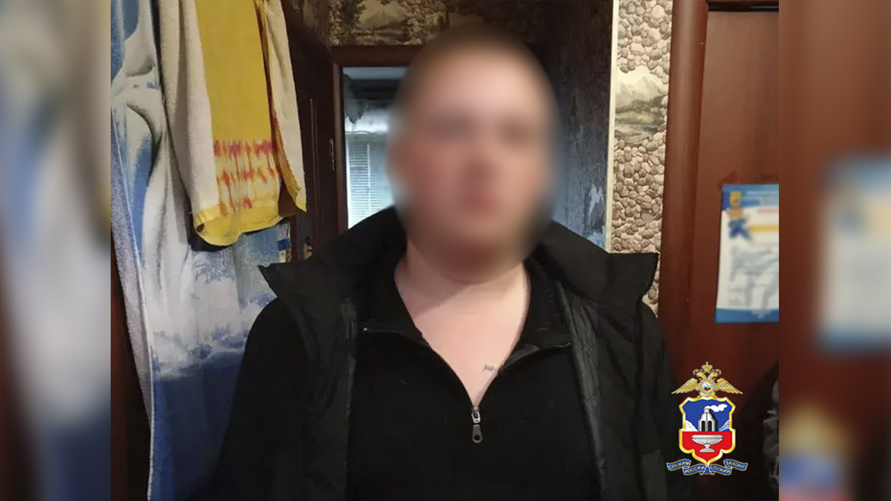 Юноша, который помог аферистам похитить у четверых россиян 10 млн рублей, взят под стражу в Барнауле