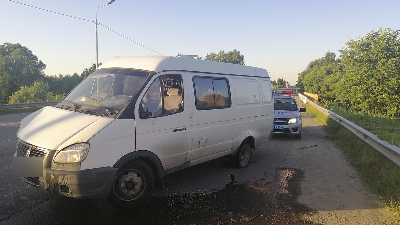 В Ивановской области для остановки машины с пьяным угонщиком полиции пришлось применить оружие