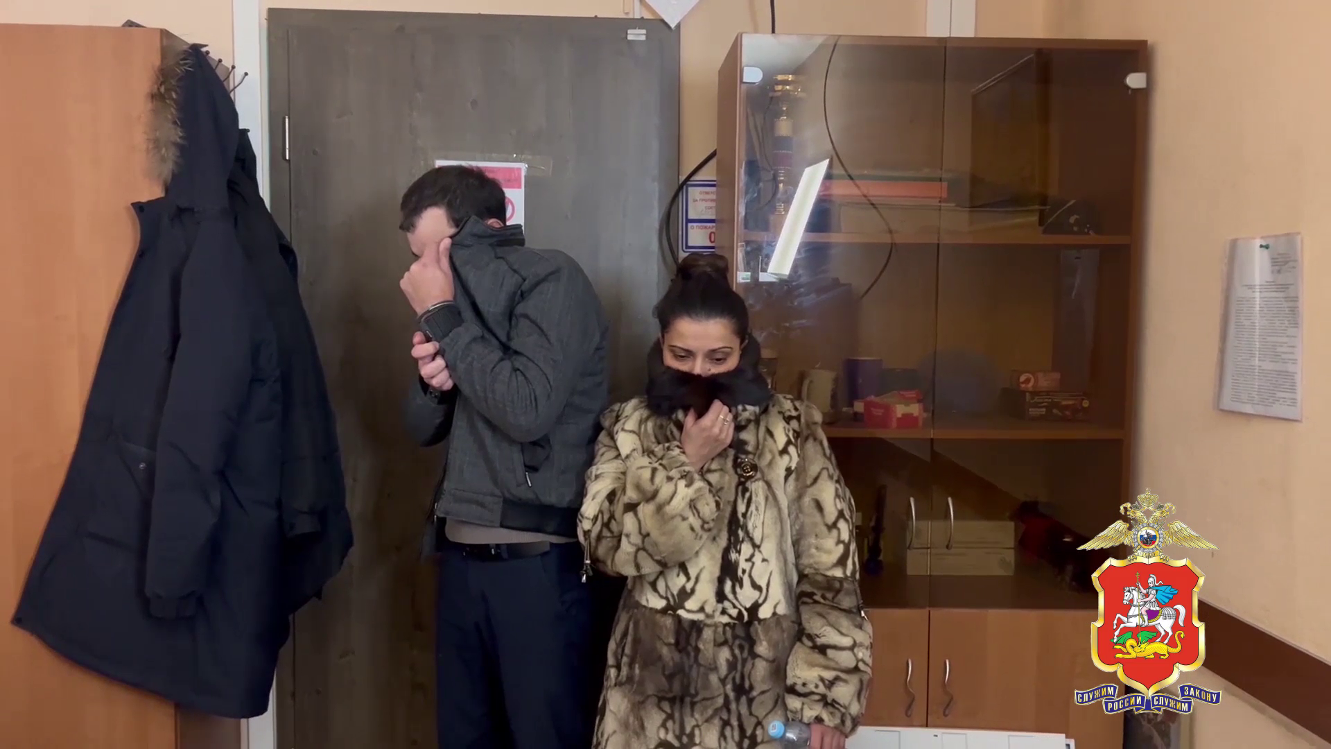 Полицией Подмосковья задержаны лжегазовщики, подозреваемые в краже денег у 83-летней пенсионерки