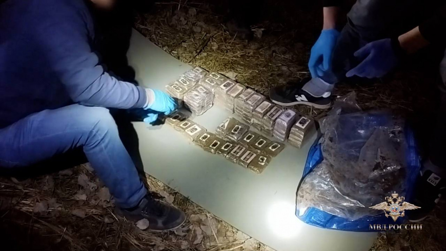В Пермском крае оперативники пресекли деятельность межрегиональной группы наркодилеров