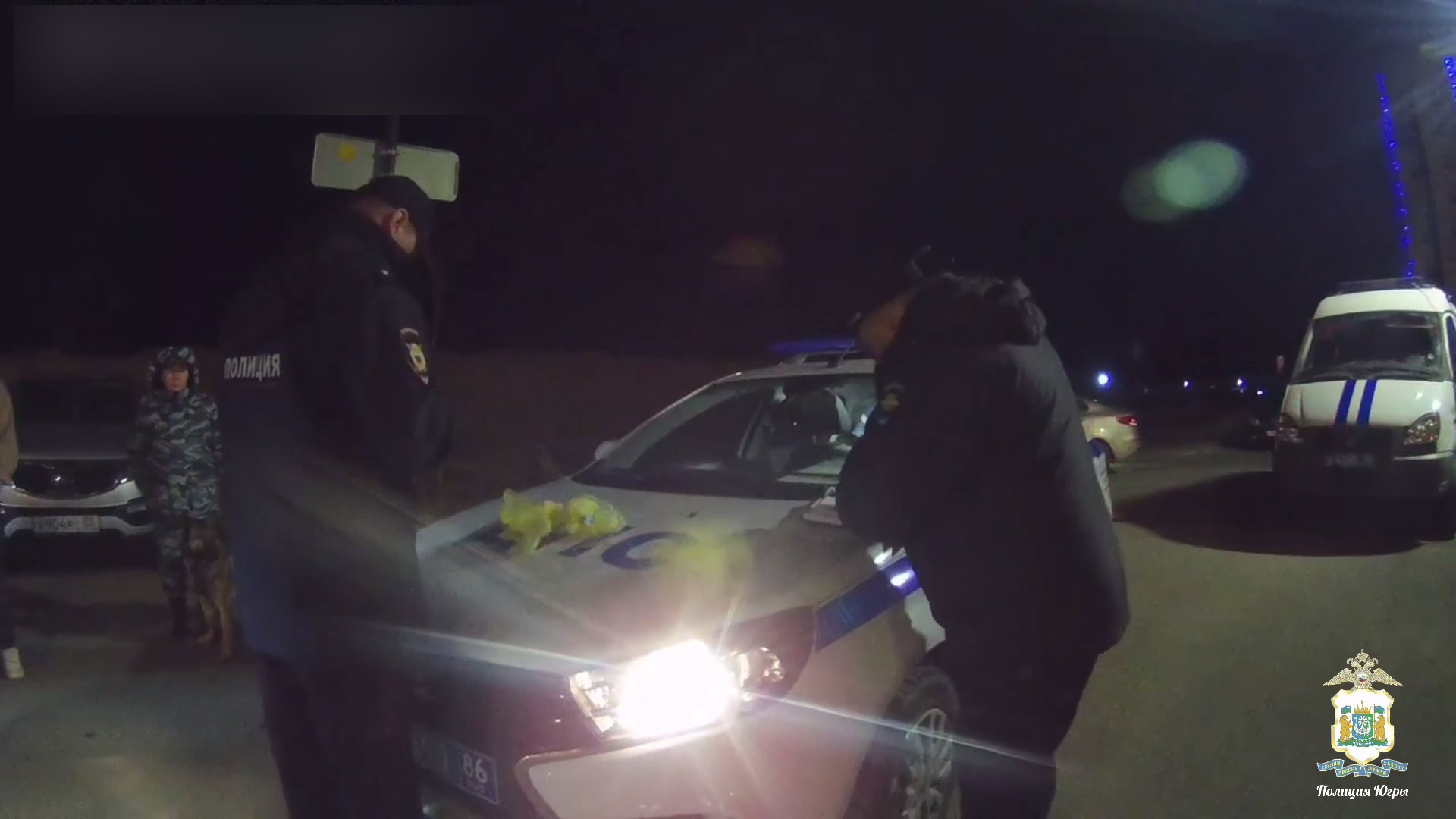 В Ханты-Мансийске полицейские задержали жительницу Нягани с крупной партией наркотиков