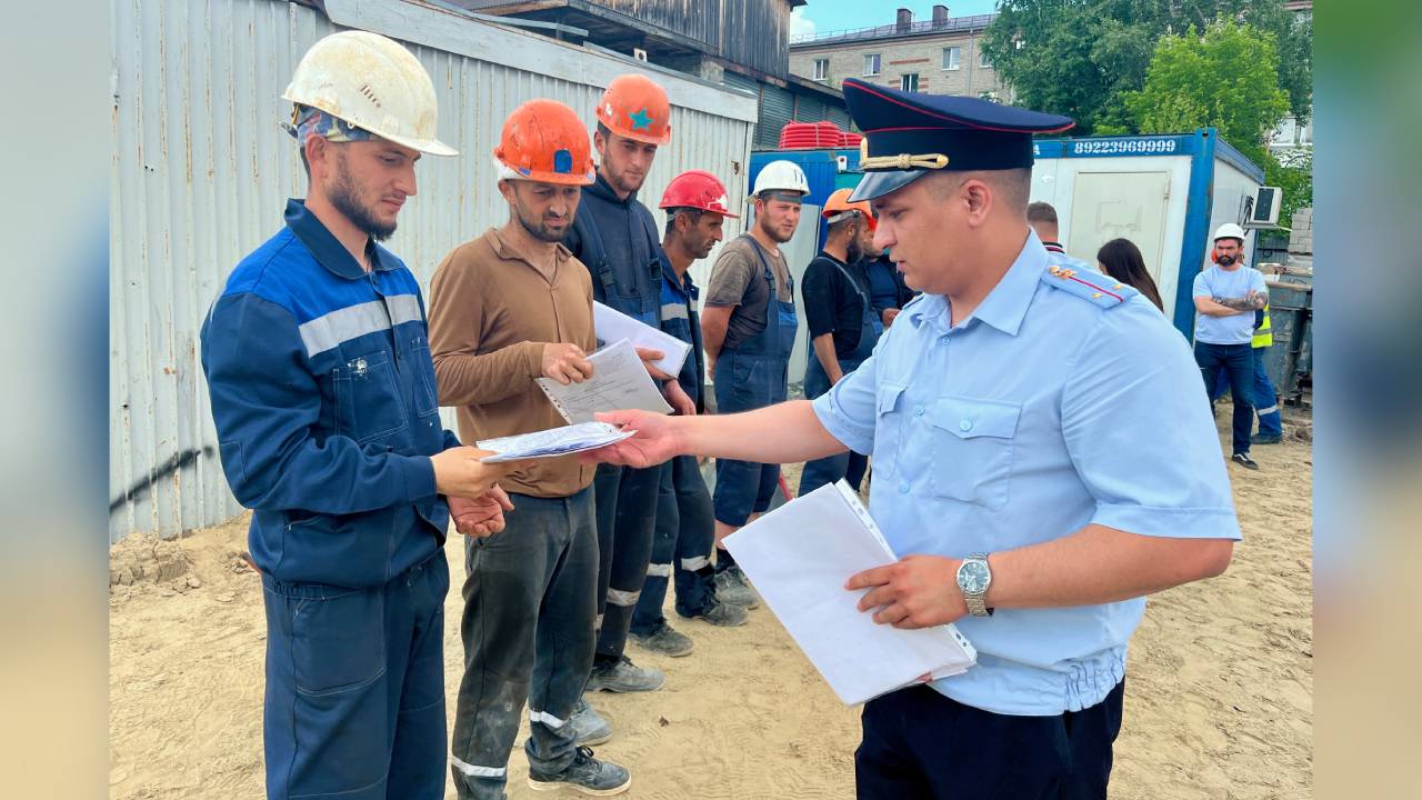 В Тобольске полицейские выявили 11 иностранцев, нарушивших миграционное законодательство