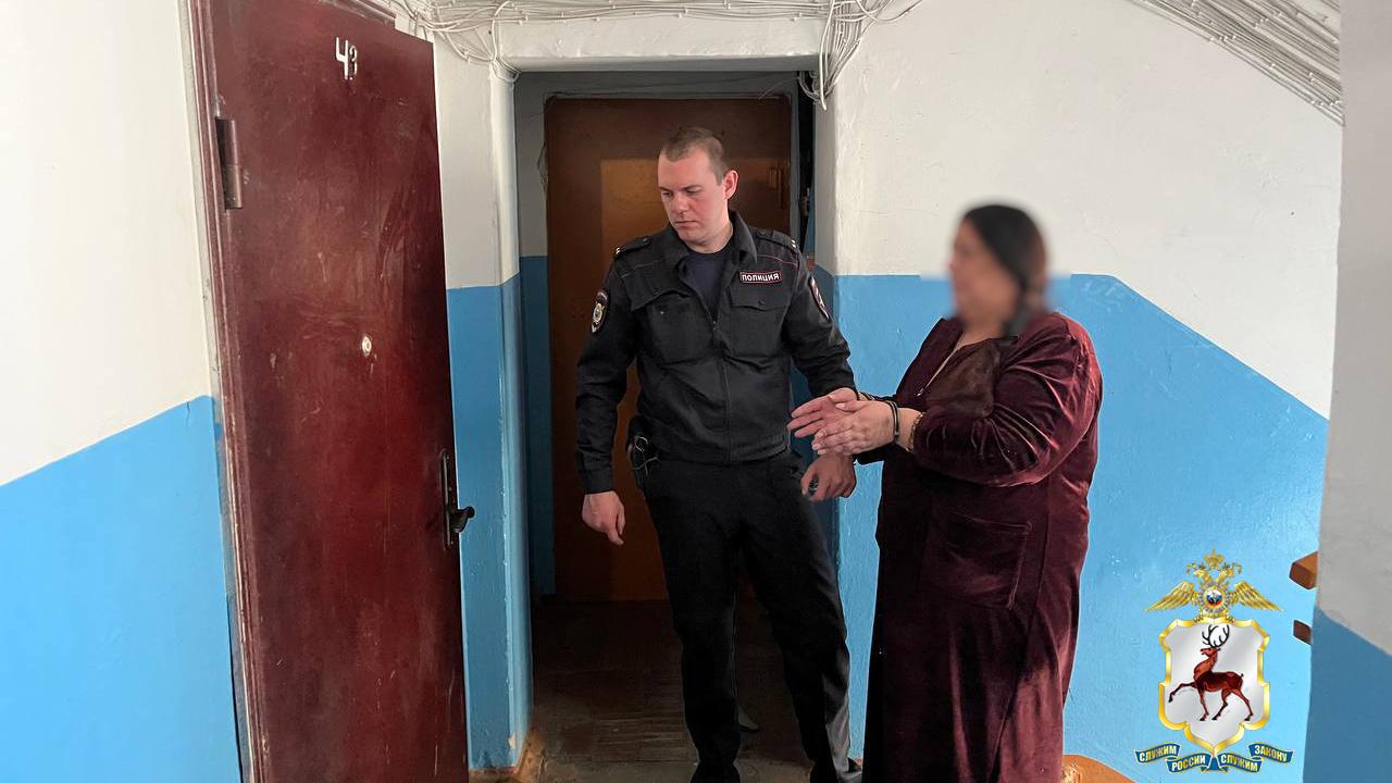За кражу у жительницы Кстово 450 000 рублей под видом исцеления от всех болезней осудят лжезнахарку