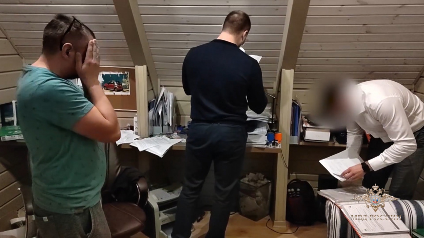 Полиция пресекла в северной столице деятельность теневых банкиров