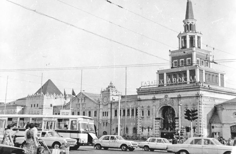 Возврату не подлежит