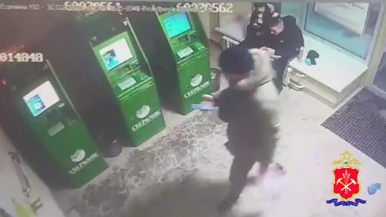 В Кузбассе суд отправил пособника телефонных мошенников в колонию строгого режима на 4 года