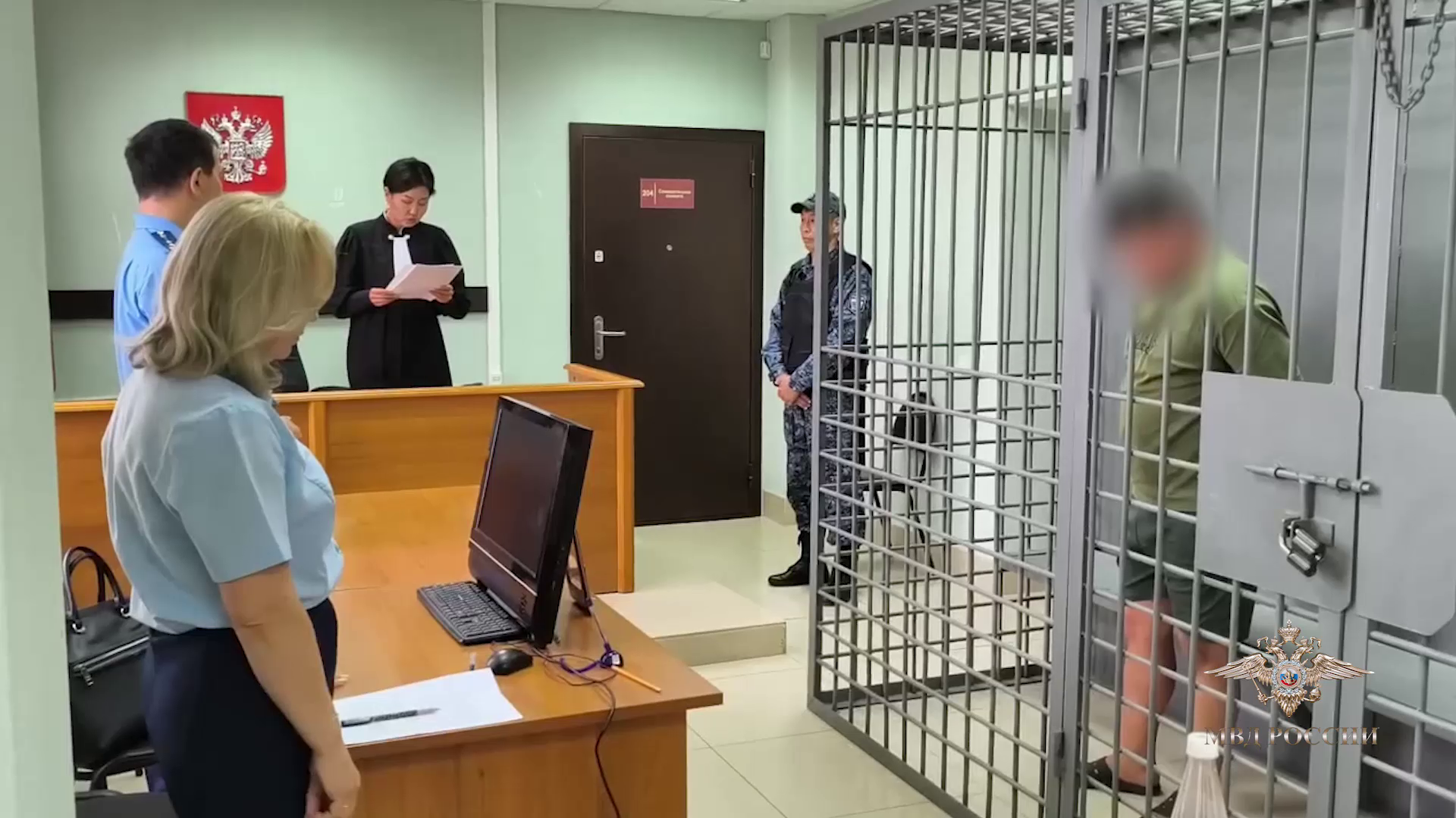 Ирина Волк: В Иркутской области суд отправил под стражу подозреваемого в оскорблении и угрозе применения насилия в отношении полицейского