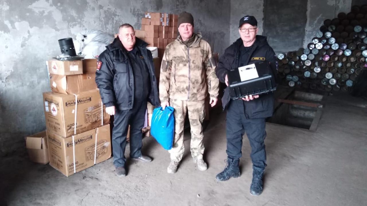 Ветераны органов внутренних дел Омской области доставили в ЛНР гуманитарную помощь бойцам СВО