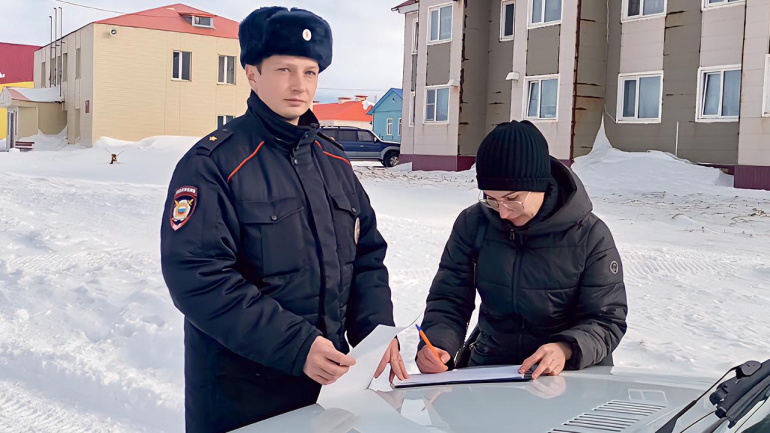 Командир Командоров
