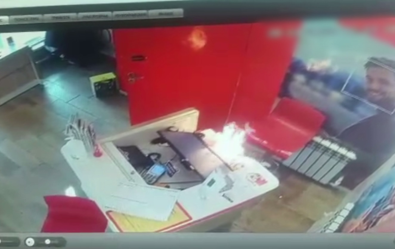 В Томске полицейские разоблачили сообщников, которые ради 1,6 млн рублей инсценировали поджог