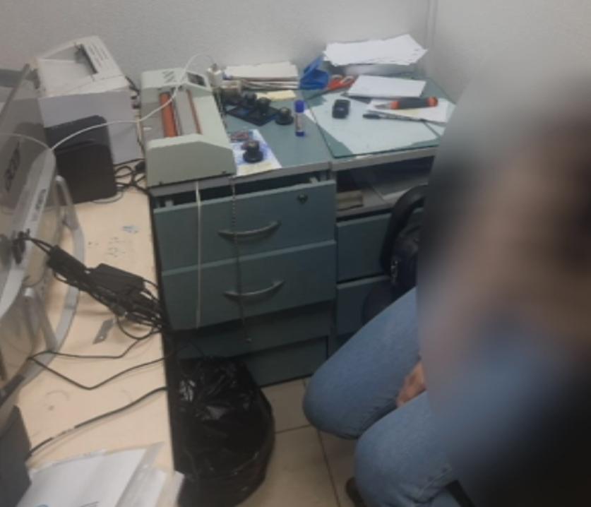 В Москве задержан подпольный изготовитель фиктивных разрешений на работу для иностранцев