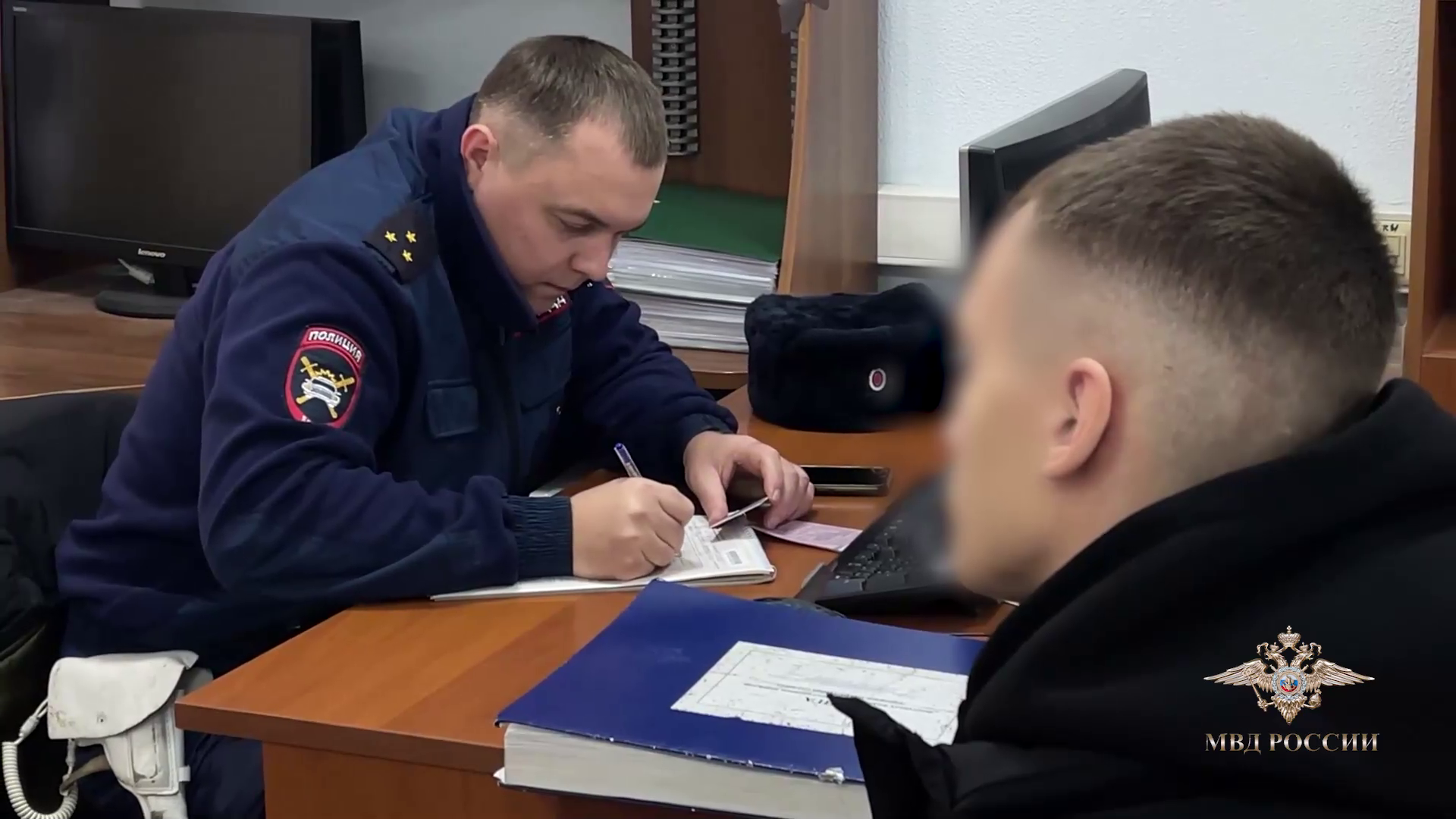 Ирина Волк: В Ленинском городском округе полицейские установили подозреваемого в хулиганстве, который устроил дрифт вокруг елки