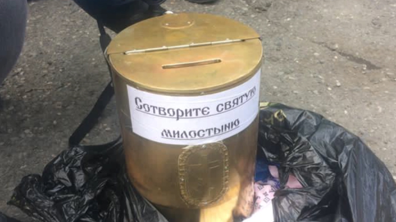 За кражу церковных пожертвований по горячим следам задержана 18-летняя девушка