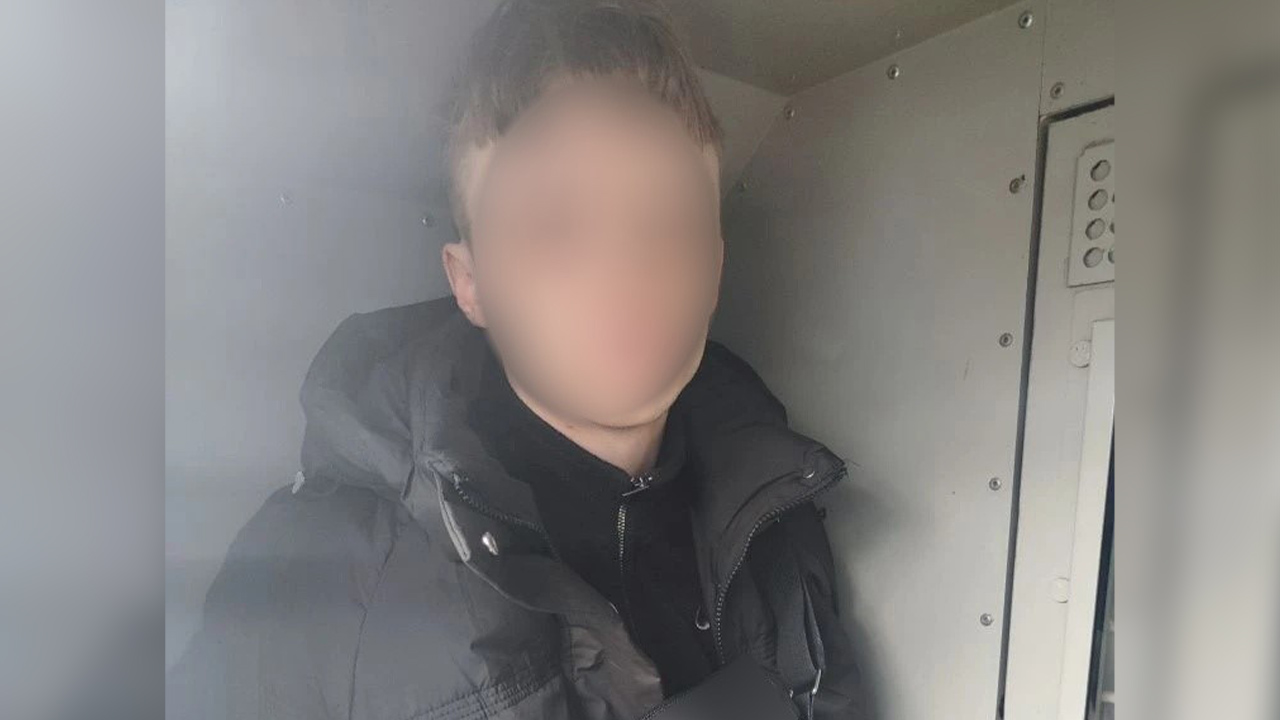 В Ялте под стражу заключён межрегиональный курьер аферистов, задержанный внучкой обманутого дедушки