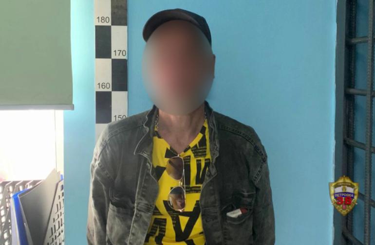 Сотрудники столичной полиции менее чем за час задержали подозреваемого в краже смартфона