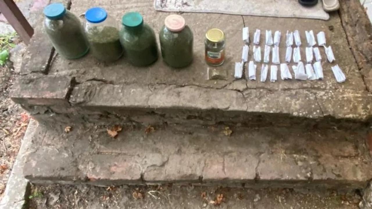У жителя Адыгеи полиция изъяла более 1,5 кг марихуаны, изготовленной им на продажу