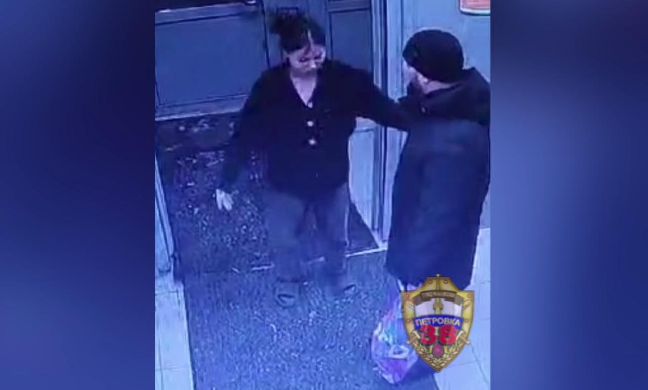 Столичными полицейскими по горячим следам задержаны двое подозреваемых в грабеже и разбое