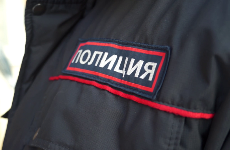 Ярославские полицейские задержали троих подозреваемых в вымогательстве 250 тысяч рублей