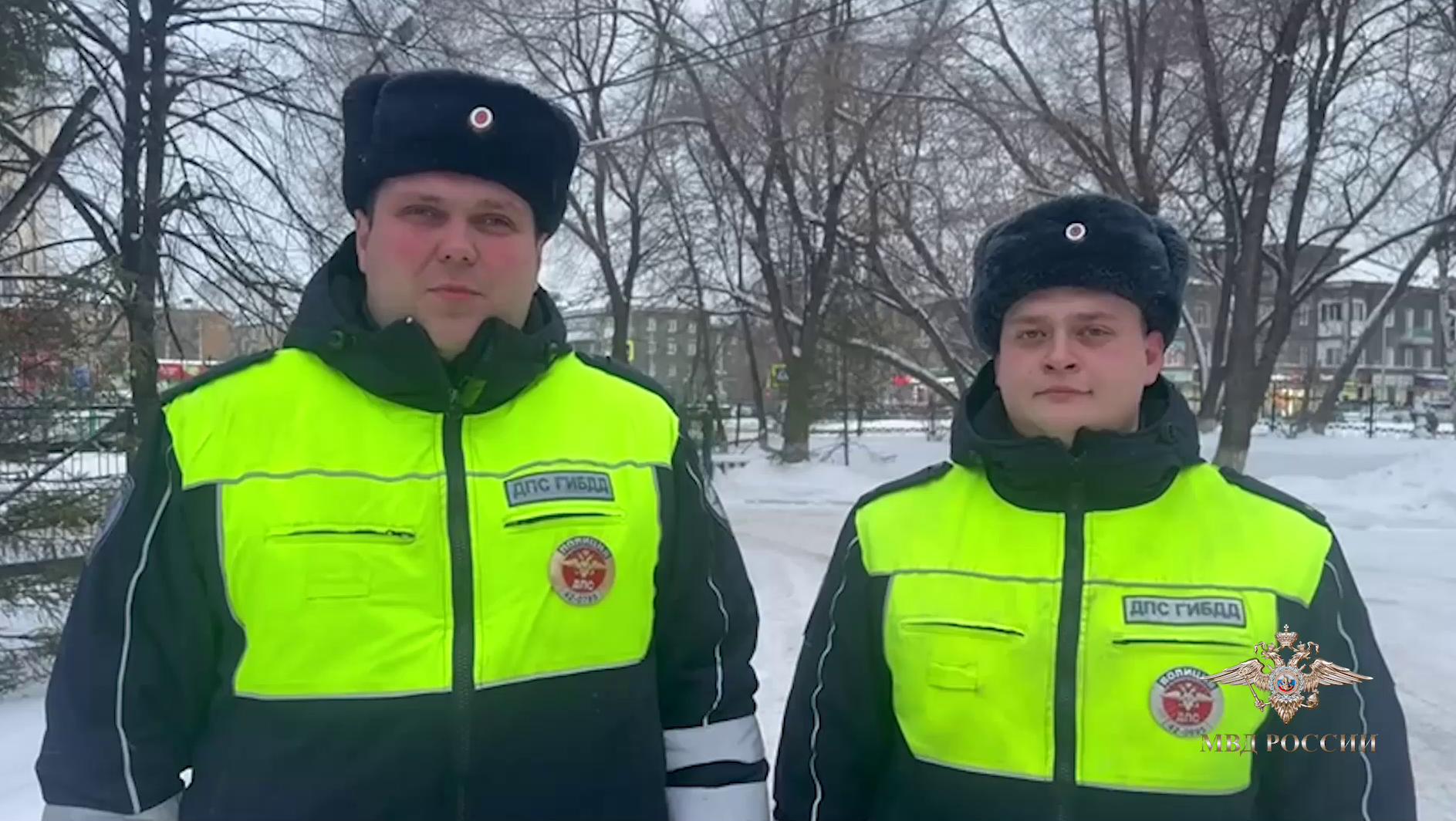 Ирина Волк: В Кемеровской области – Кузбассе полицейские оказали помощь автомобилисту, который на проезжей части потерял сознание