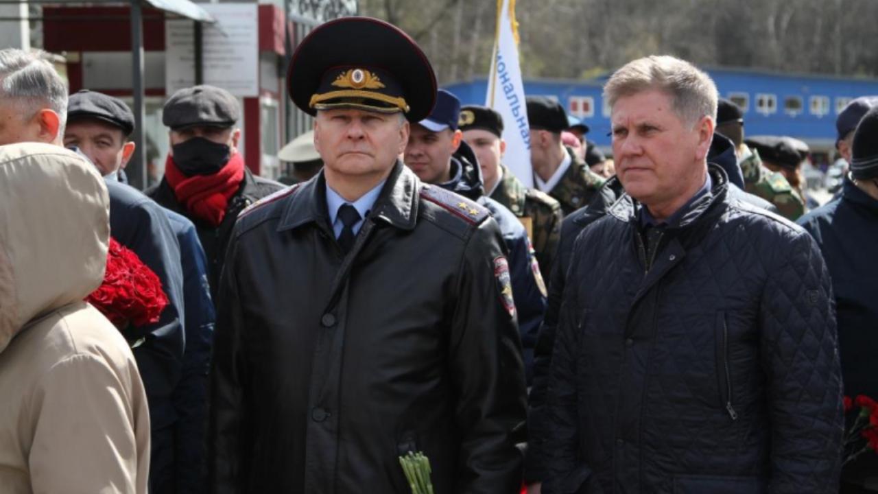 На Митинском кладбище прошел траурный митинг, посвященный Дню участников ликвидации последствий радиационных аварий и катастроф