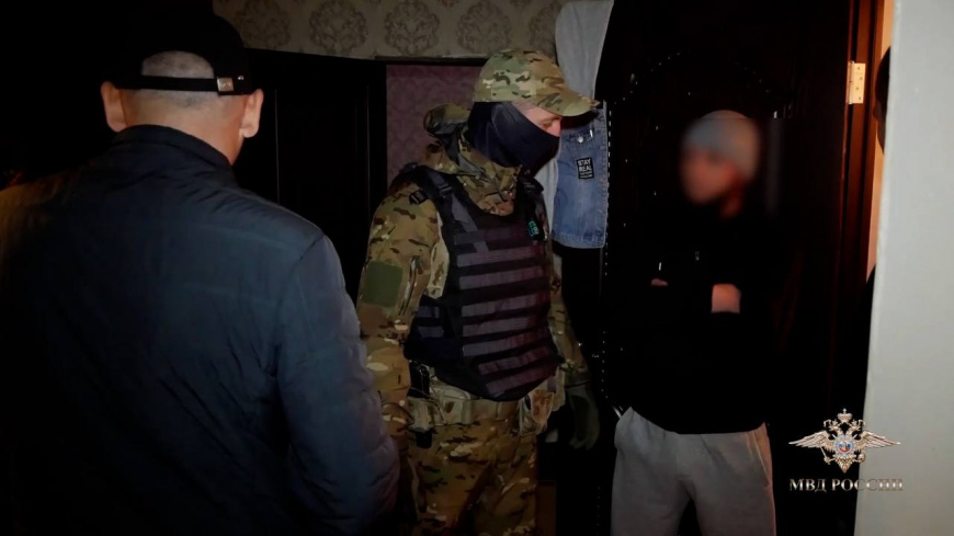 В Карачаево-Черкесии полицейские задержали семерых участников экстремистской организации