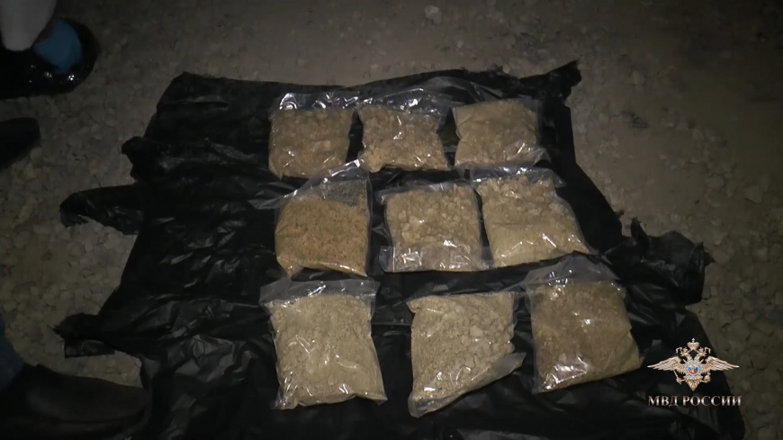 Полицейские задержали подозреваемого в покушении на сбыт почти 27 килограммов «синтетики»