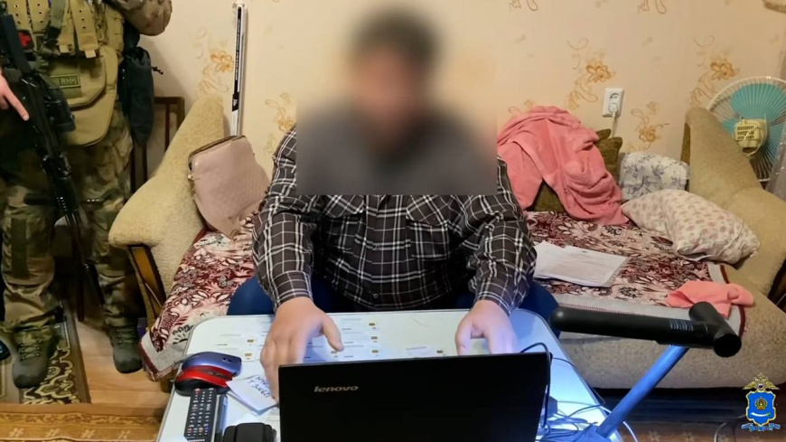 Полицейские задержали астраханца, подозреваемого в использовании вредоносных компьютерных программ