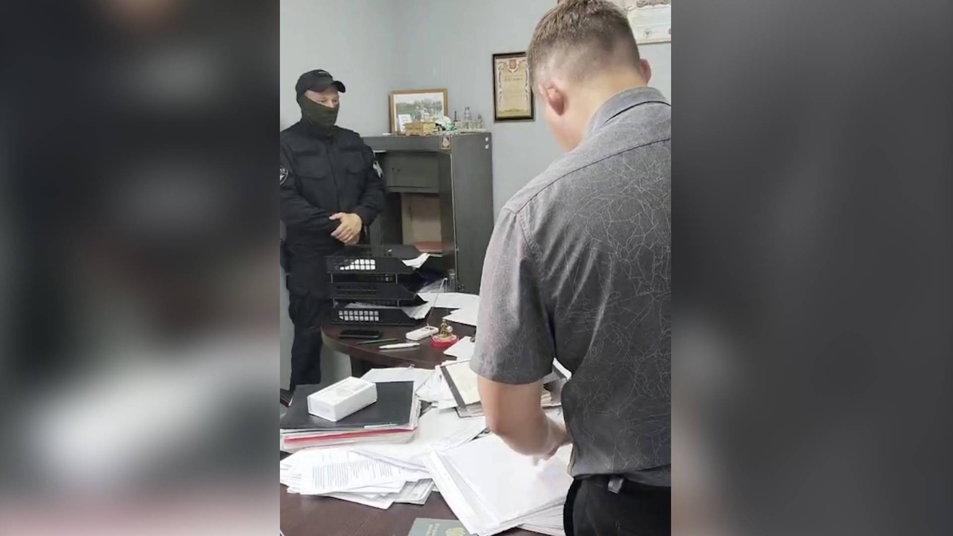 Следователи ульяновской полиции расследуют хищение почти 6 млн рублей при благоустройстве дворов и дорог
