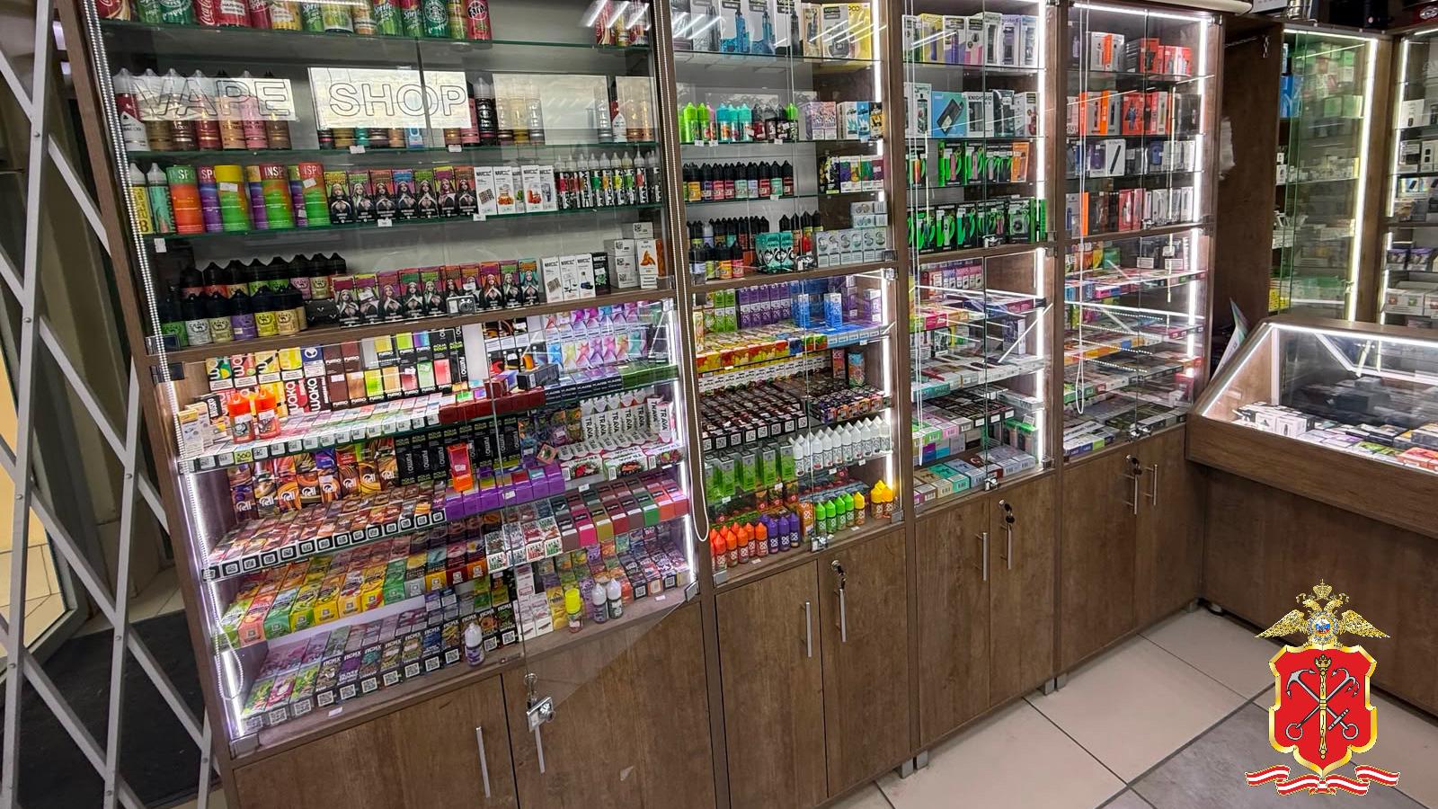В Санкт-Петербурге изъята партия нелегальных сигарет, снюсов, вейпов и жидкостей для них на 20 млн рублей