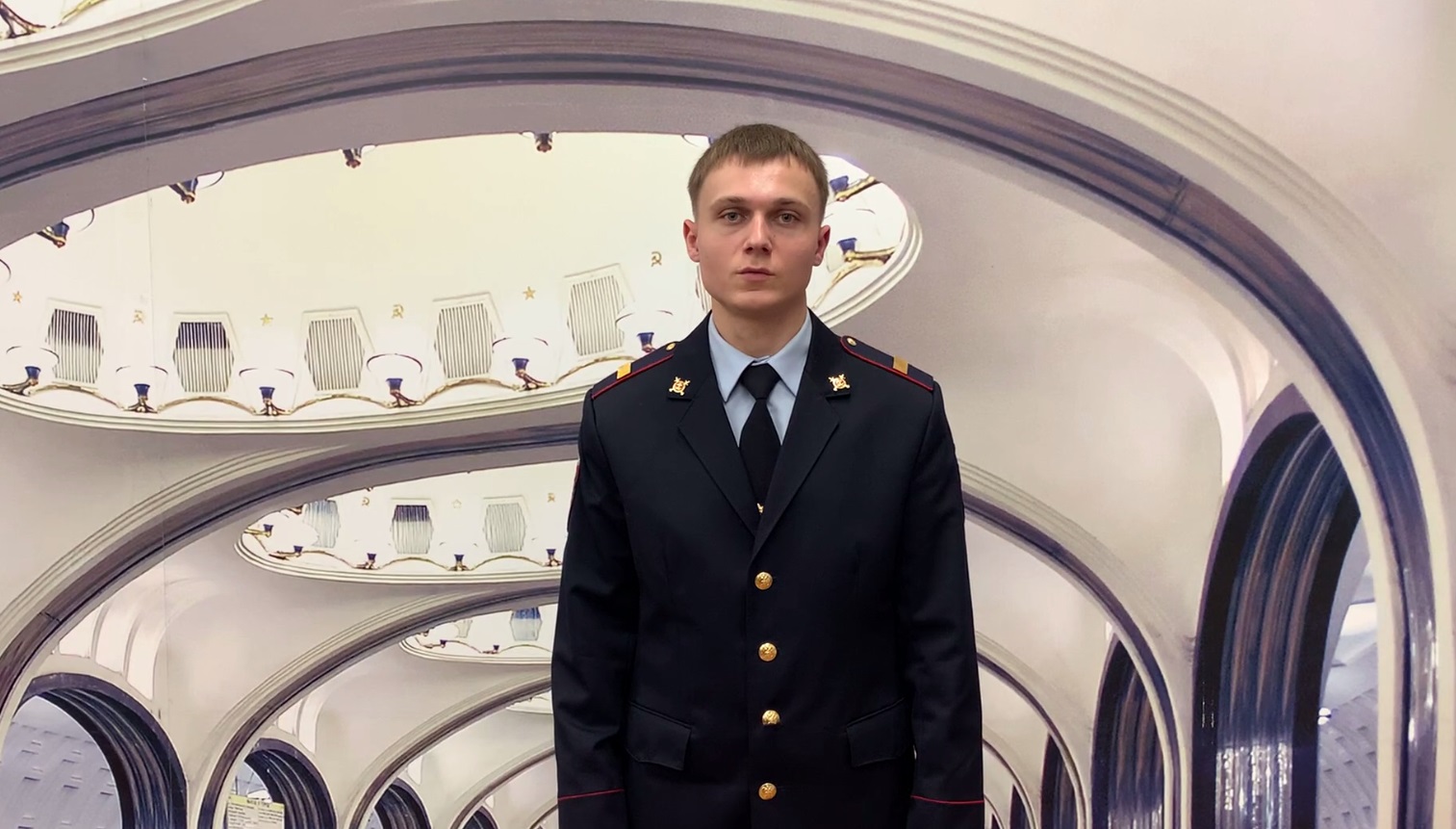 Полицейский из Москвы, находясь в отпуске во Владимирской области, предотвратил мошенничество