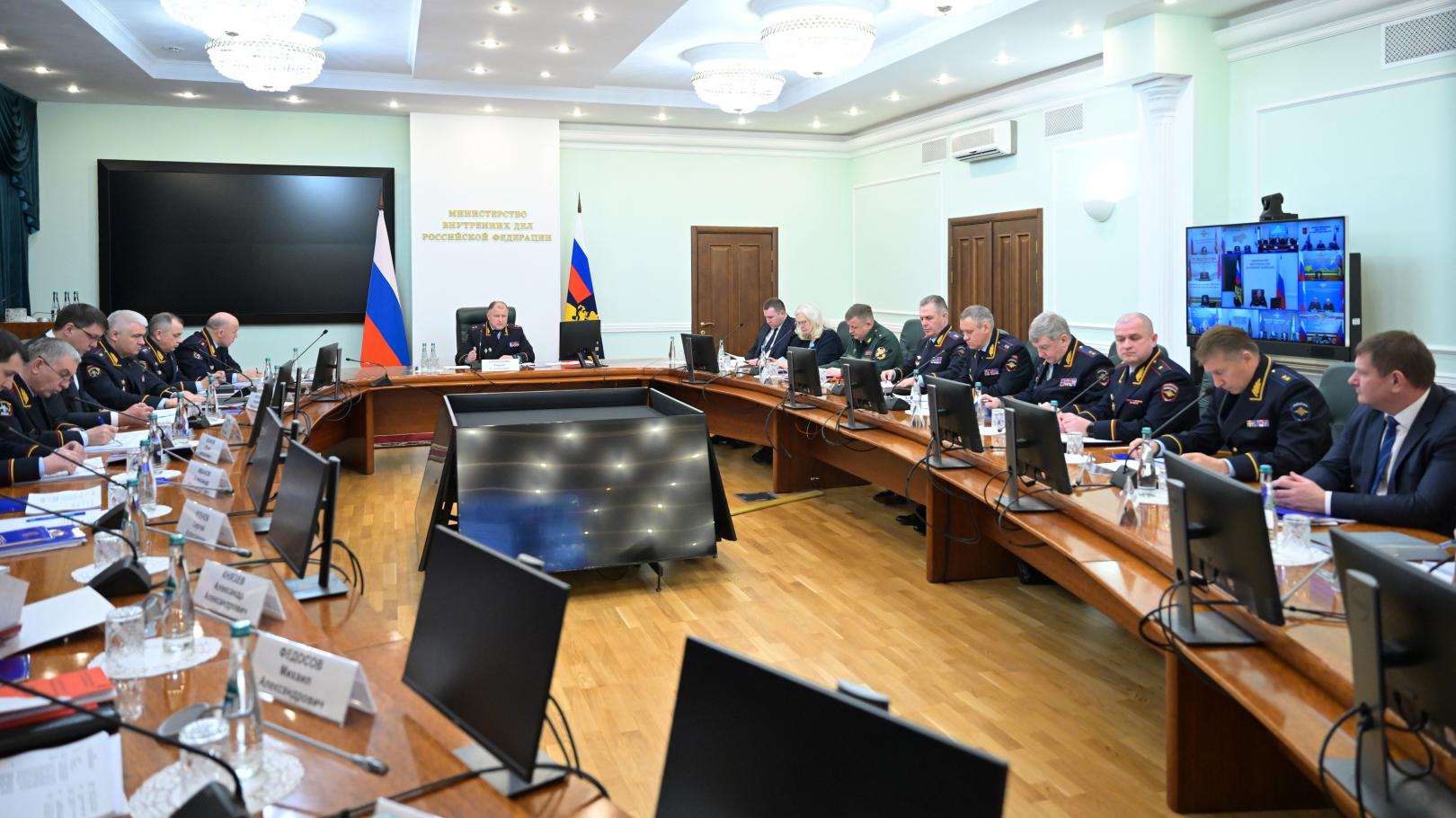 Андрей Курносенко провел заседание Оперативного штаба МВД России по профилактике правонарушений