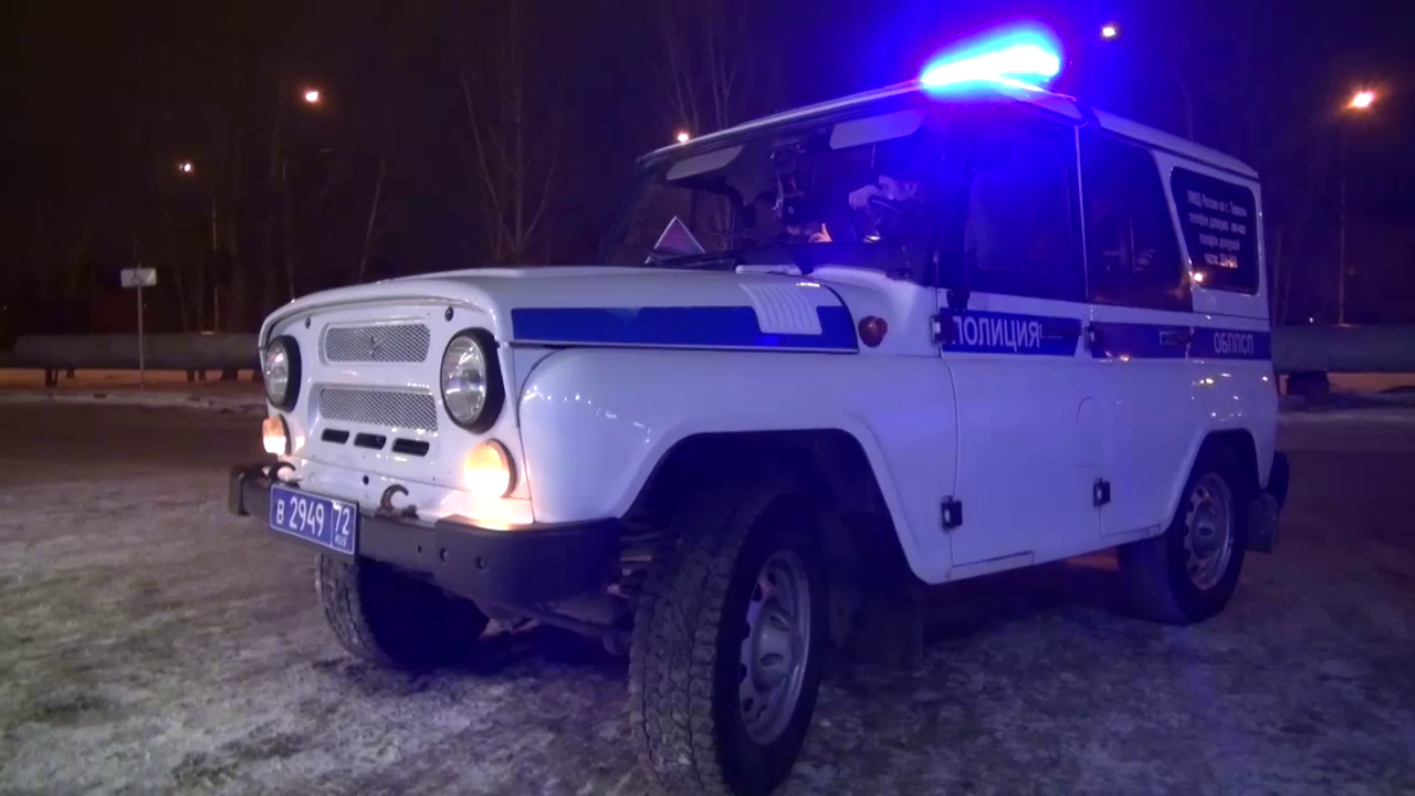 В Тюмени задержан мужчина, с ножом напавший поздно ночью на знакомую в её квартире