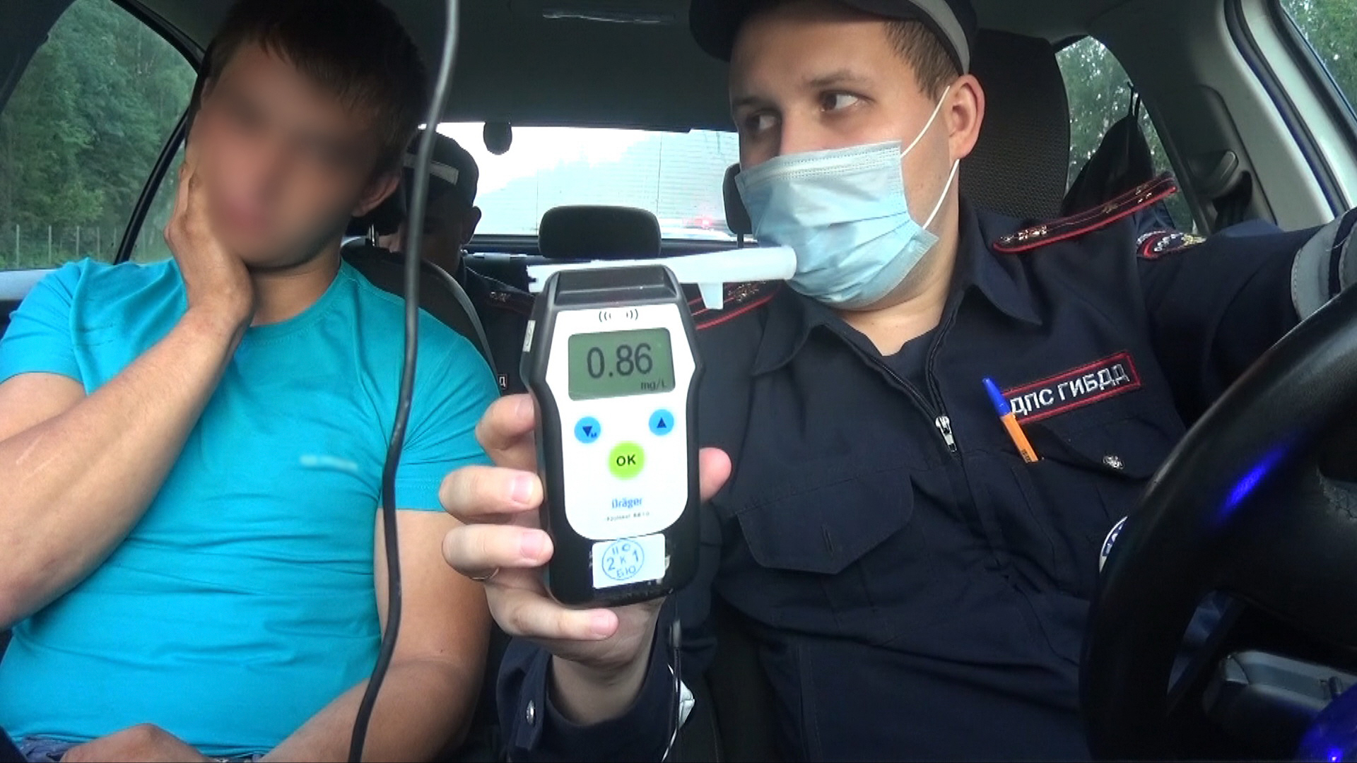 Полицейские применили огнестрельное оружие для остановки автомобиля, мчавшегося более 200 км/час
