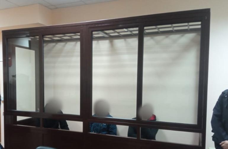 Сотрудники полиции Крыма задержали подозреваемых в ограблении ломбарда на сумму более 2,2 млн рублей