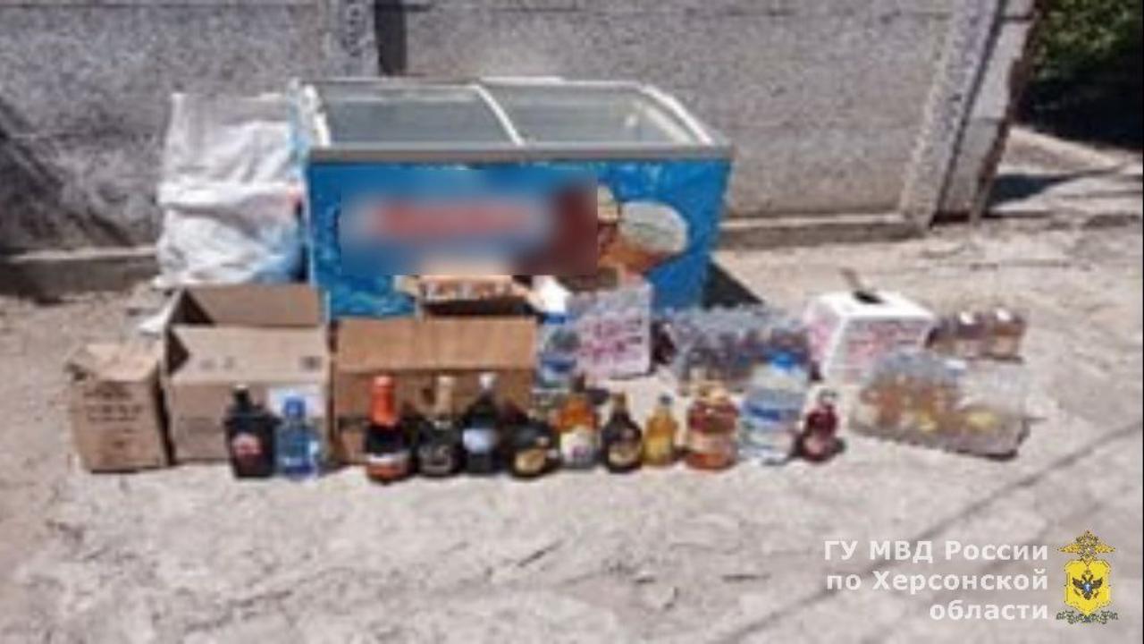 В Херсонской области выявлена торговая точка, в которой полгода нелегально продавался алкоголь
