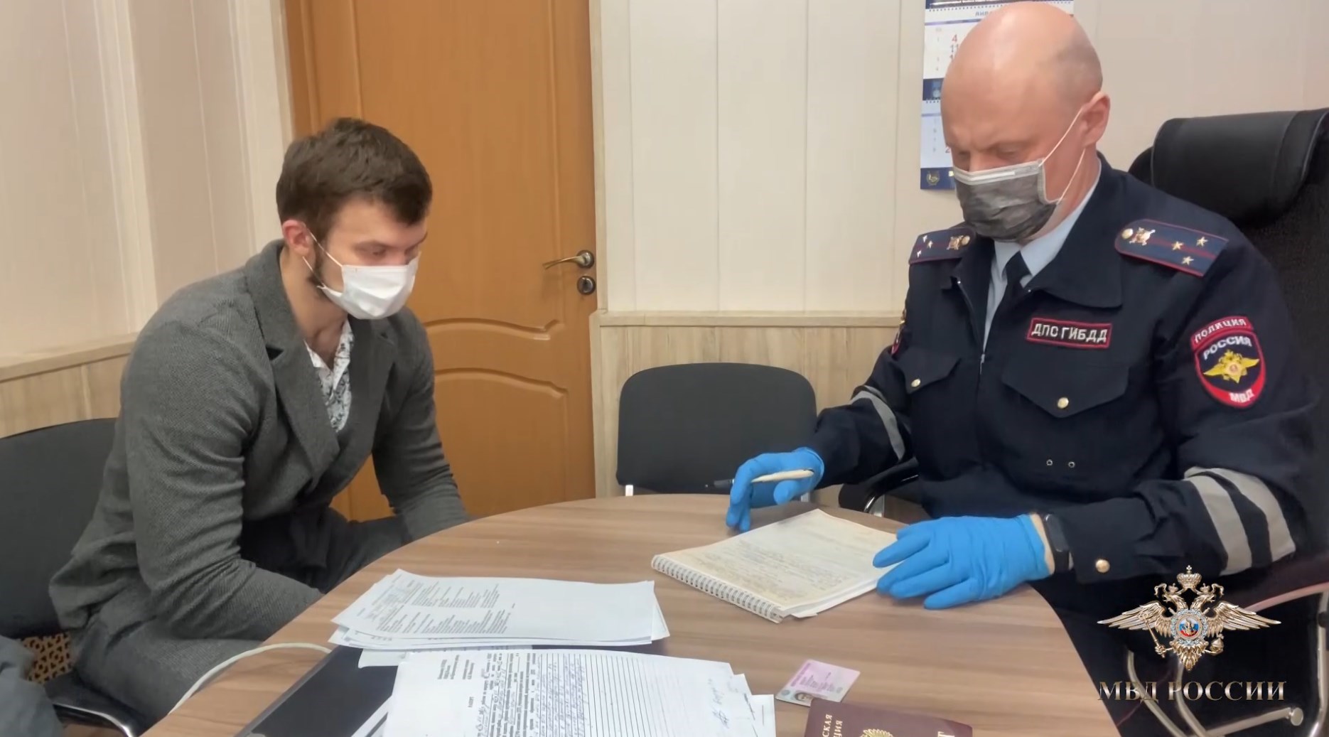 Водитель, передвигавшийся на автомобиле по пешеходному мосту в Красногорске, привлечен к административной ответственности