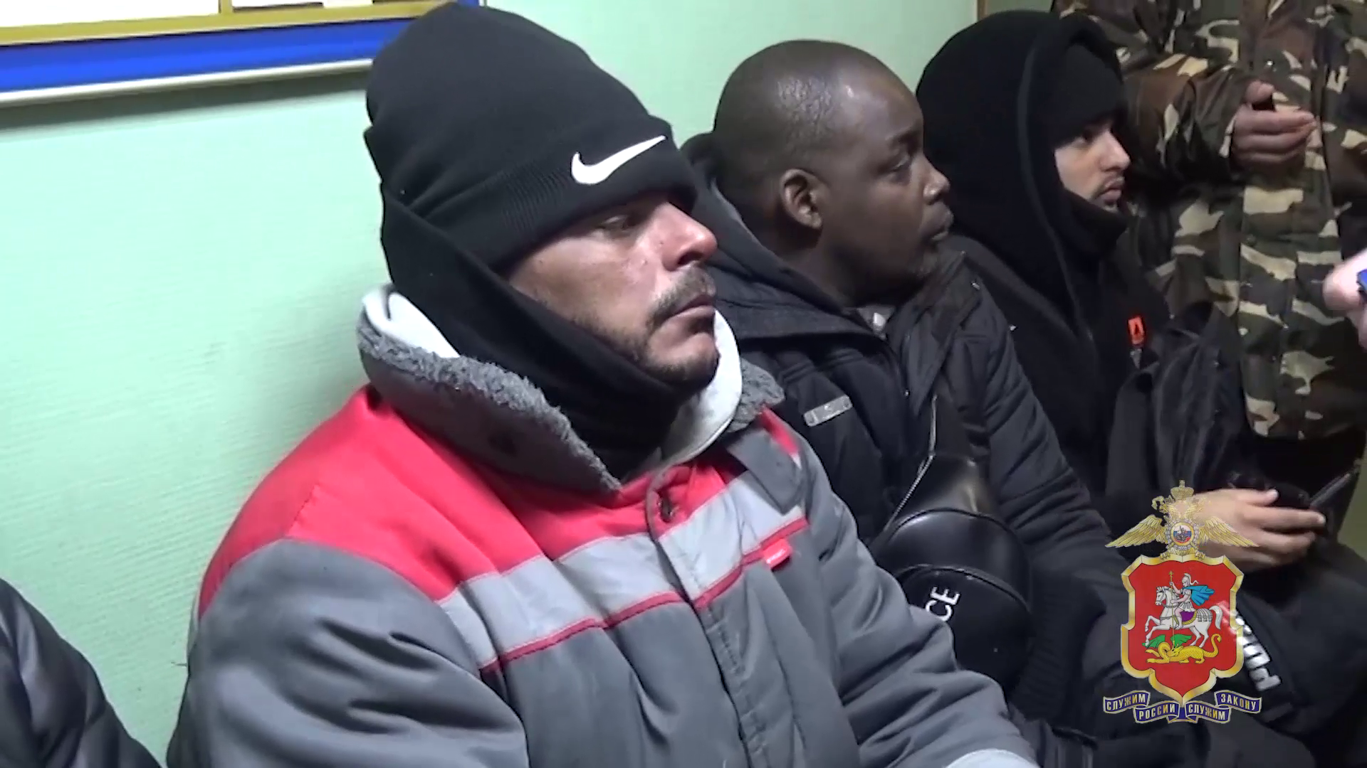 В Химках полиция выявила 68 нарушений миграционного законодательства и мужчину, приютившего нелегалов