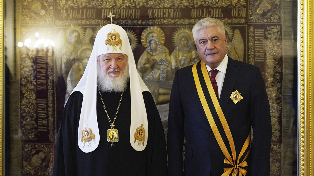 Состоялась встреча Святейшего Патриарха Кирилла с министром внутренних дел России В.А. Колокольцевым