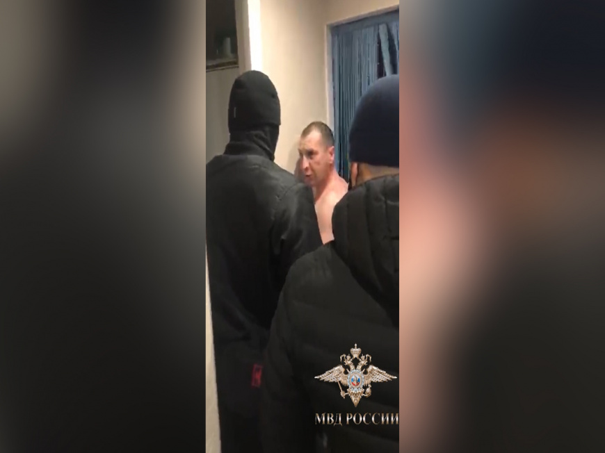 Мошенник по телефону обманывал пенсионеров, представляясь их родственником