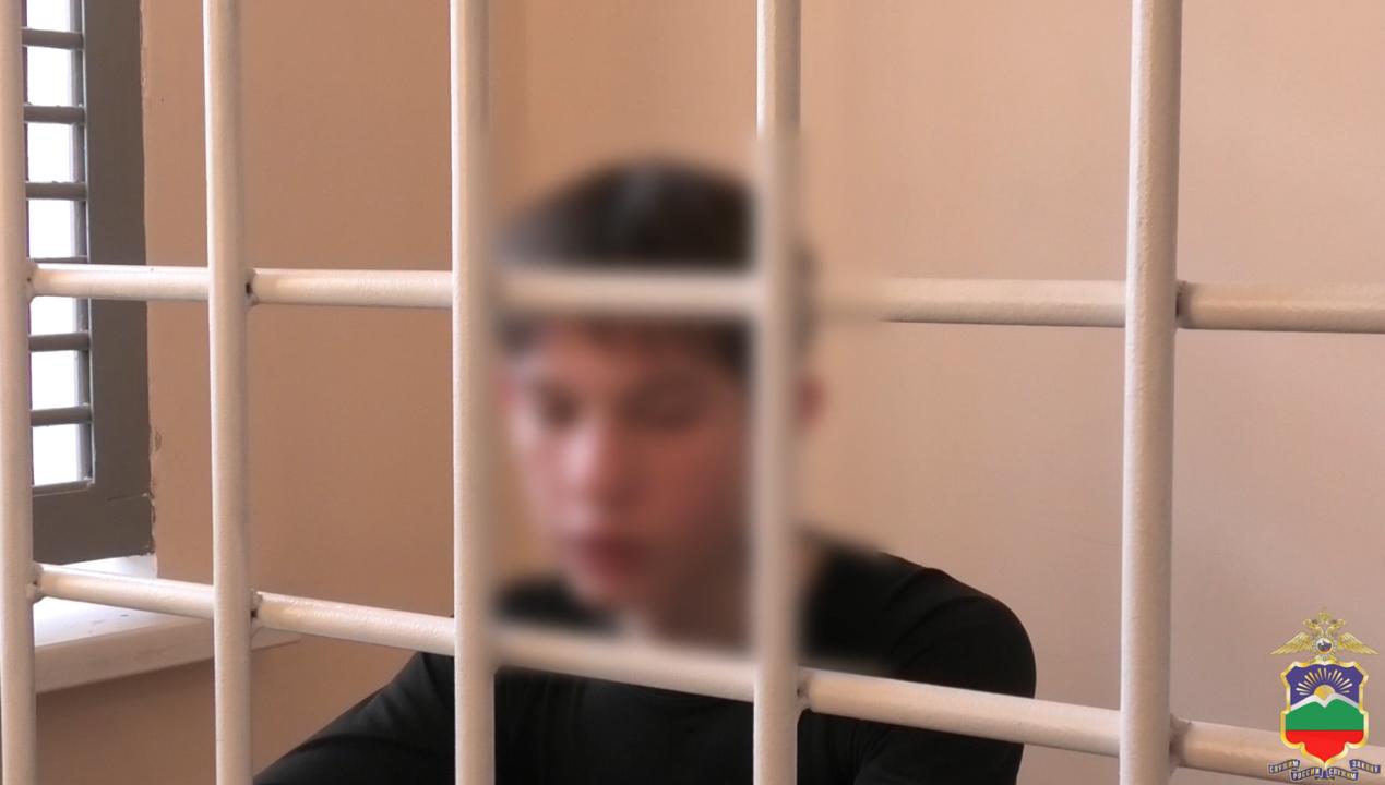 Полицией Черкесска задержан курьер мошенников, похитивших у 93-летней бабушки полмиллиона рублей