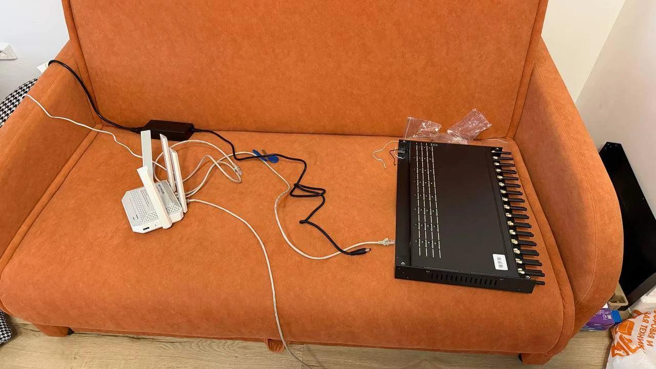 В Красноярске пресечена деятельность наладчика узлов связи, использовавшихся телефонными мошенниками