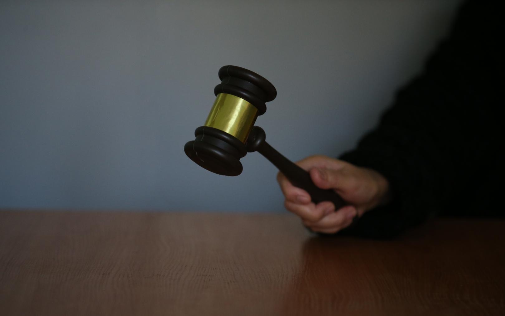 В Астрахани осудят участников организованной группы курьеров телефонных мошенников