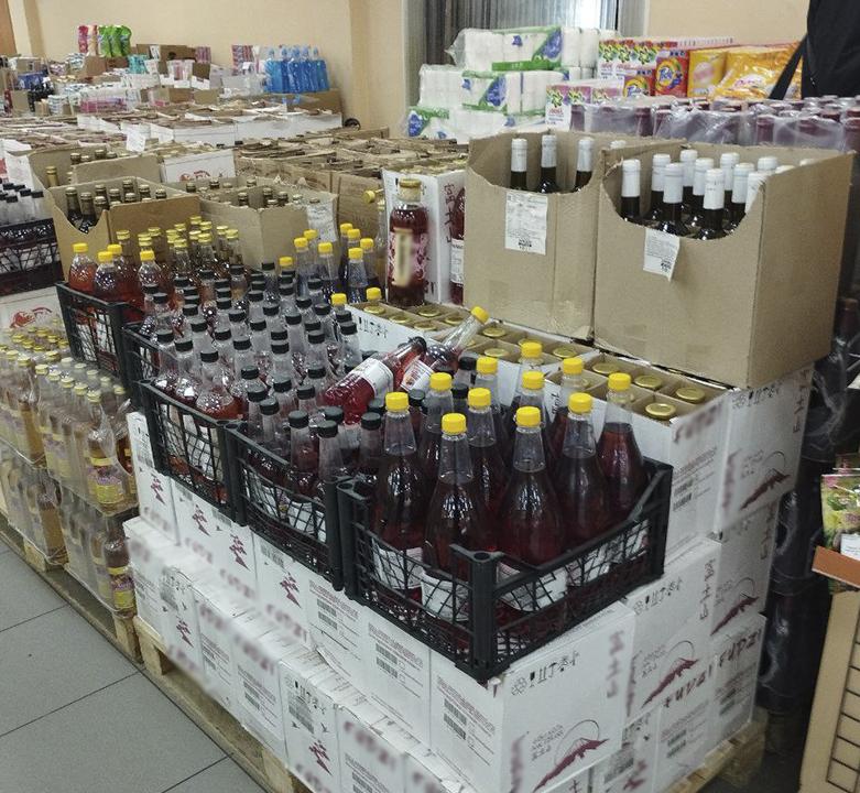 В Запорожской области сотрудники полиции изъяли из незаконного оборота более 2,5 тысячи литров алкогольной продукции