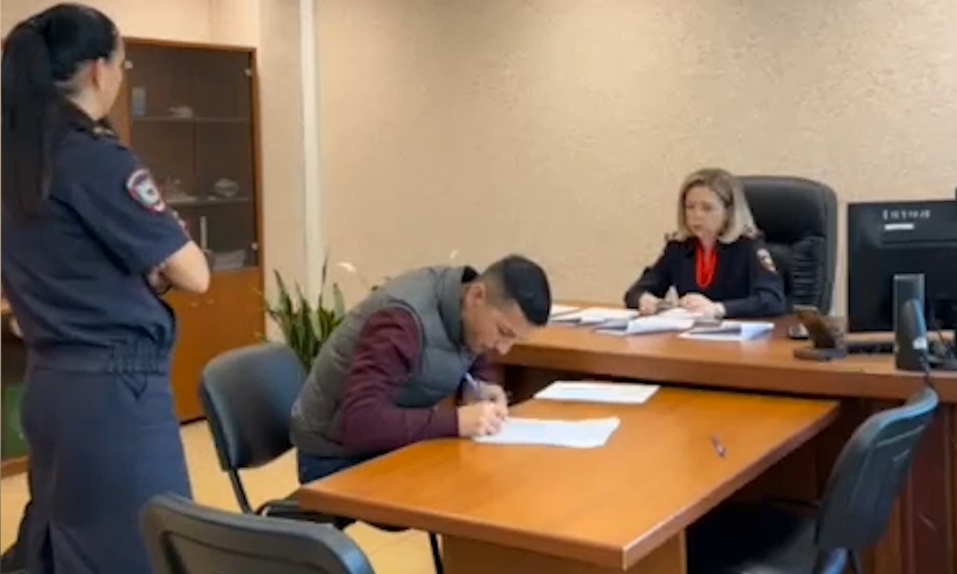 На Камчатке за организацию незаконной миграции трое приезжих лишены российского гражданства