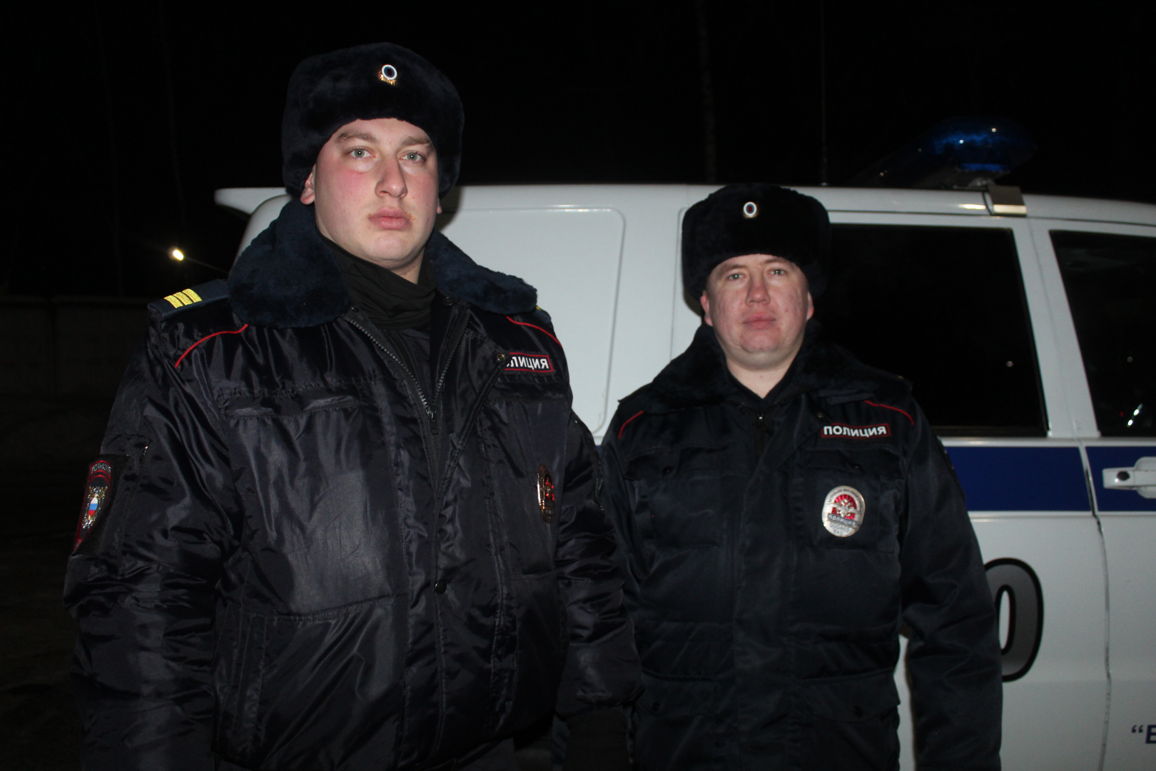 В ЕАО полицейские помогают гражданам, оказавшимся в сильный мороз на улице в опасной ситуации