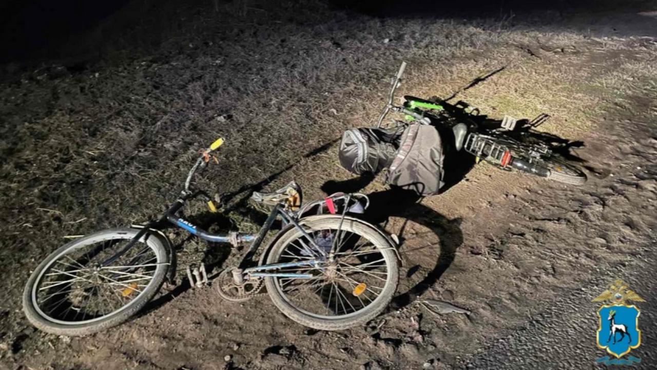 Самарские автоинспекторы задержали женщину, ножом ранившую спутницу во время поездки на велосипедах